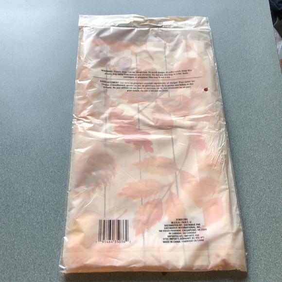 Fall Table Cover - Picture 4 of 4